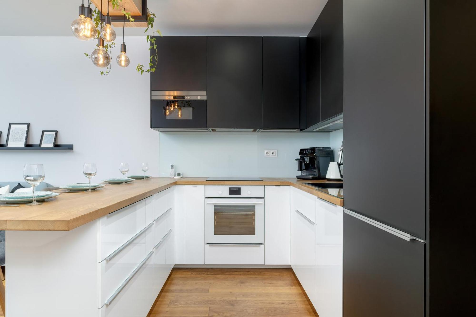 Slusarska Modern With Balcony & Parking Cracow Zablocie By Renters Prestige Appartamento