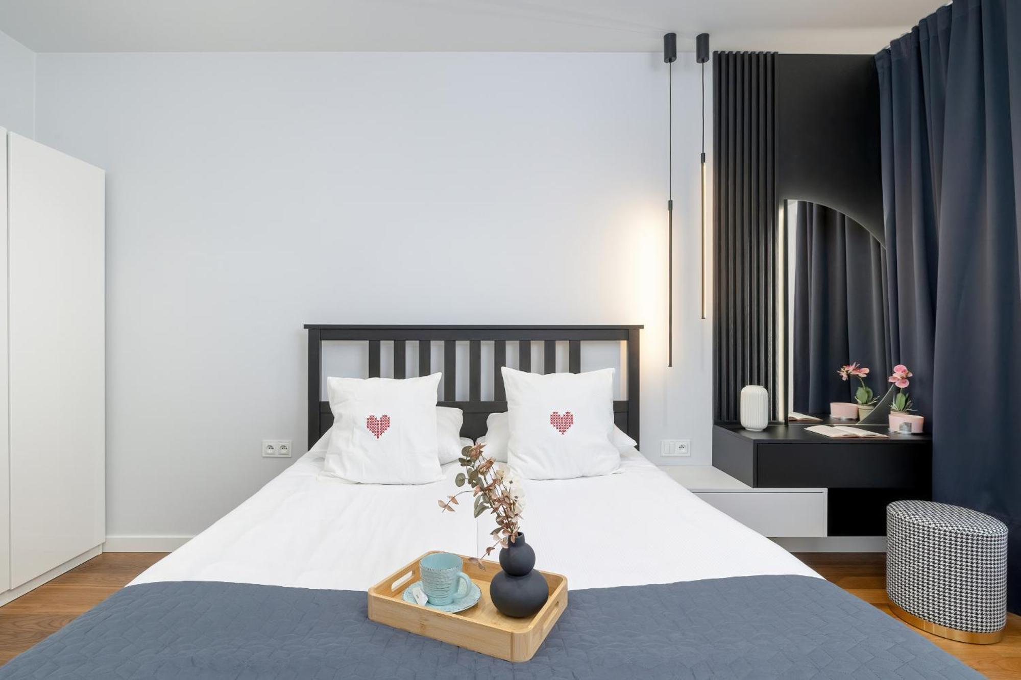Slusarska Modern With Balcony & Parking Cracow Zablocie By Renters Prestige Appartamento