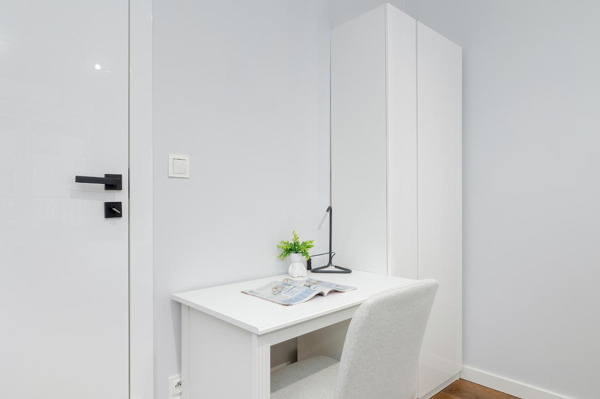 Slusarska Modern With Balcony & Parking Cracow Zablocie By Renters Prestige Appartamento