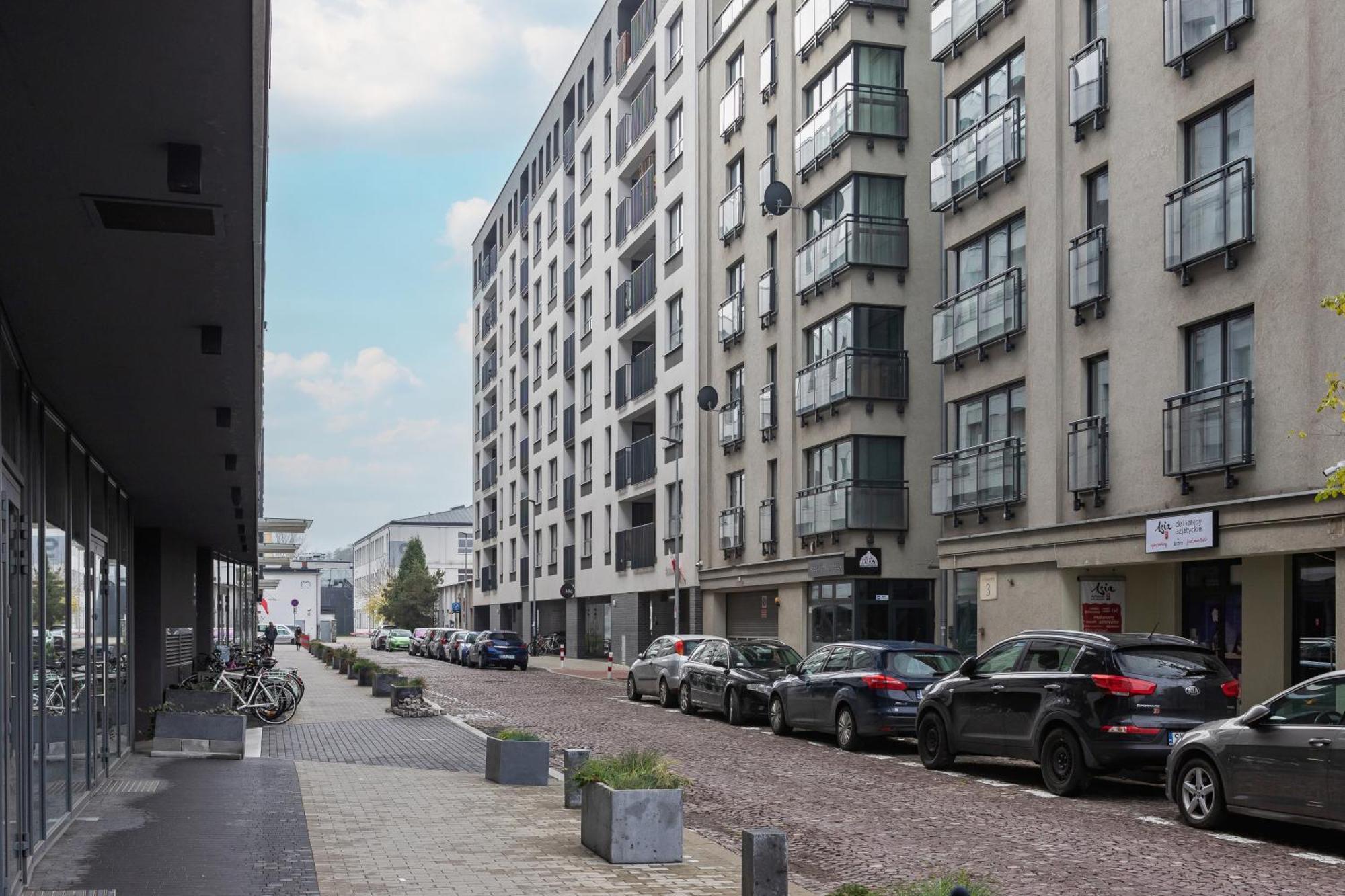 Slusarska Modern With Balcony & Parking Cracow Zablocie By Renters Prestige Cracovia